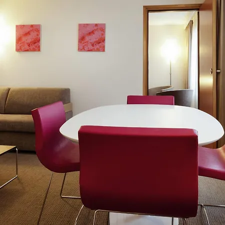 Novotel Centre Gares 4*