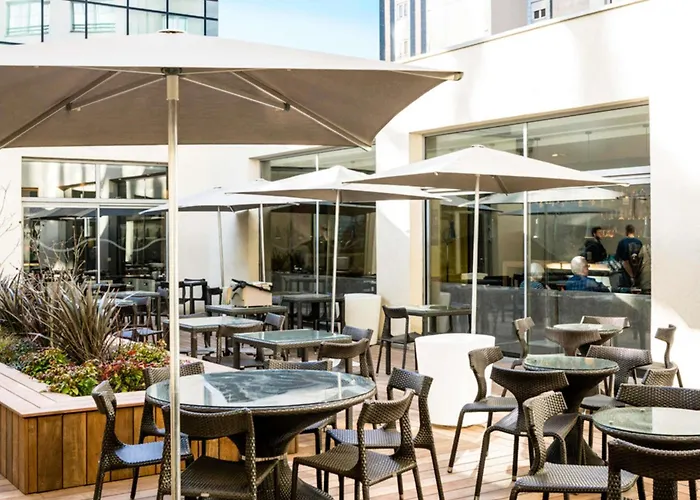 Szálloda Novotel Centre Gares Lille