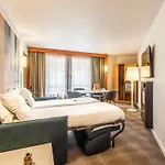 Novotel Centre Gares Hotel 4*