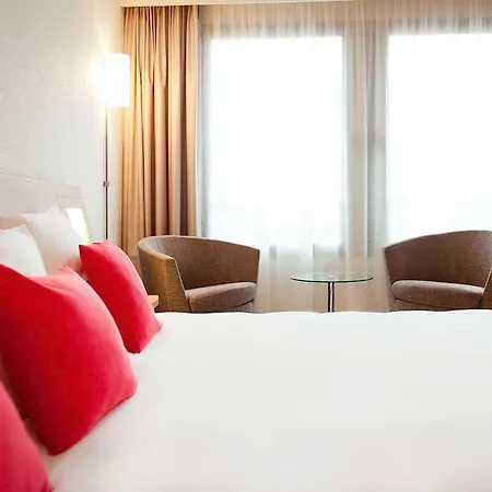 Novotel Centre Gares Hotel Lille