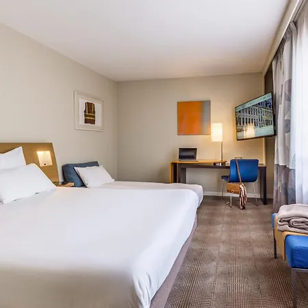 Novotel Centre Gares Hotel 4*