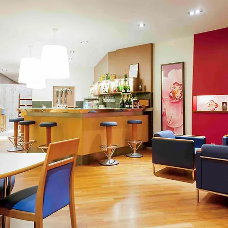 Novotel Centre Gares Отель 4*