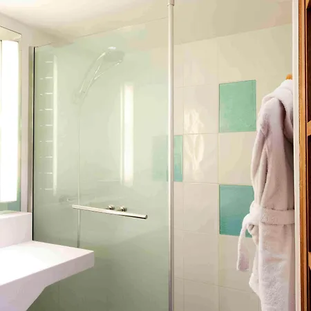 Novotel Centre Gares Hotel 4*