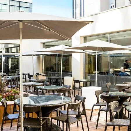 Novotel Centre Gares فندق ليل