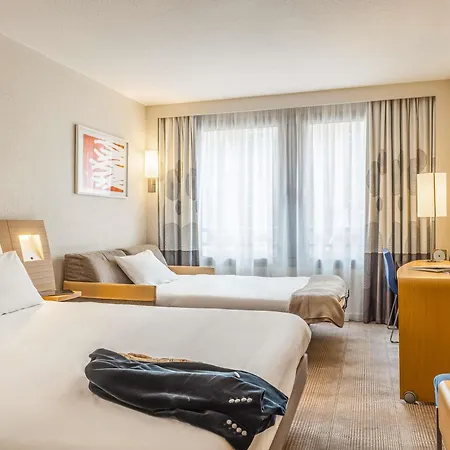 Hotel Novotel Centre Gares