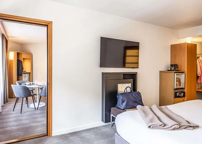 Novotel Centre Gares 4*