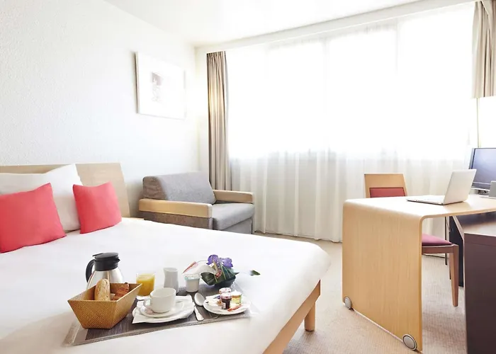 Novotel Centre Gares 4*