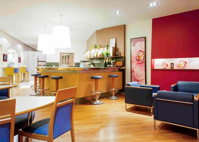 Novotel Centre Gares Otel 4*