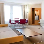 Novotel Centre Gares 호텔 릴