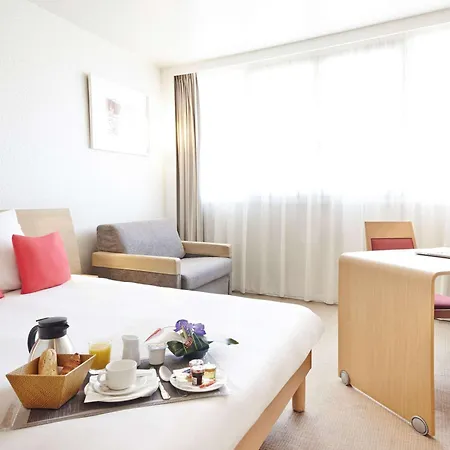 Novotel Centre Gares Hotel 4*