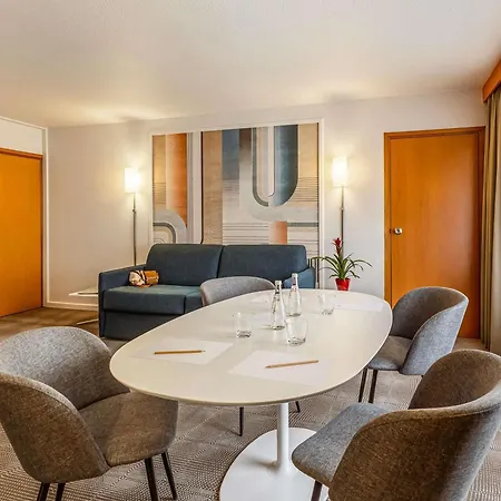 Hotel Novotel Centre Gares Lila