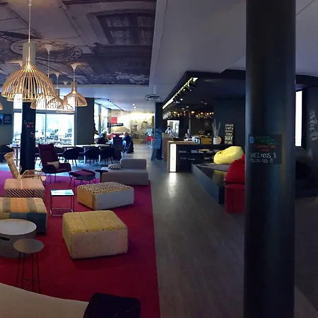 Novotel Centre Gares 4*